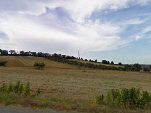 Terreno agricolo con possibilit di progettazione di fabbricato a Villa Oliveti di Rosciano - 1