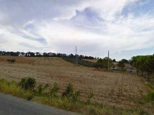 Terreno agricolo con possibilit di progettazione di fabbricato a Villa Oliveti di Rosciano - 2
