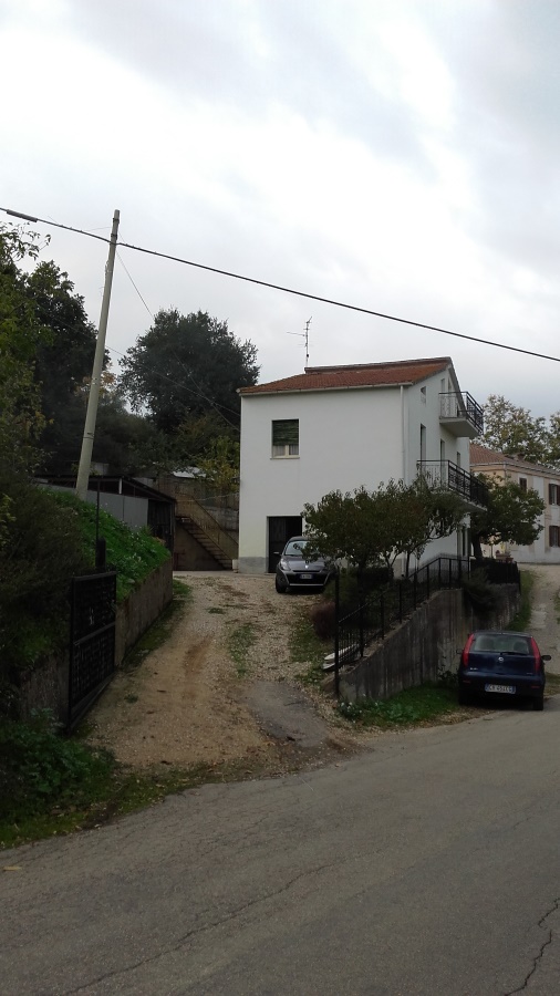 Rustico - Cascina LORETO APRUTINO vendita  Loreto Aprutino  Immobiliare Erremme