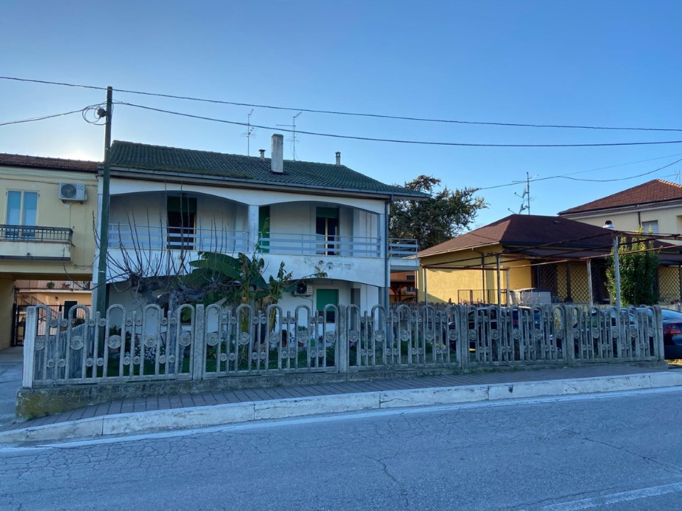 Villa CEPAGATTI vendita  Cepagatti  Immobiliare Erremme